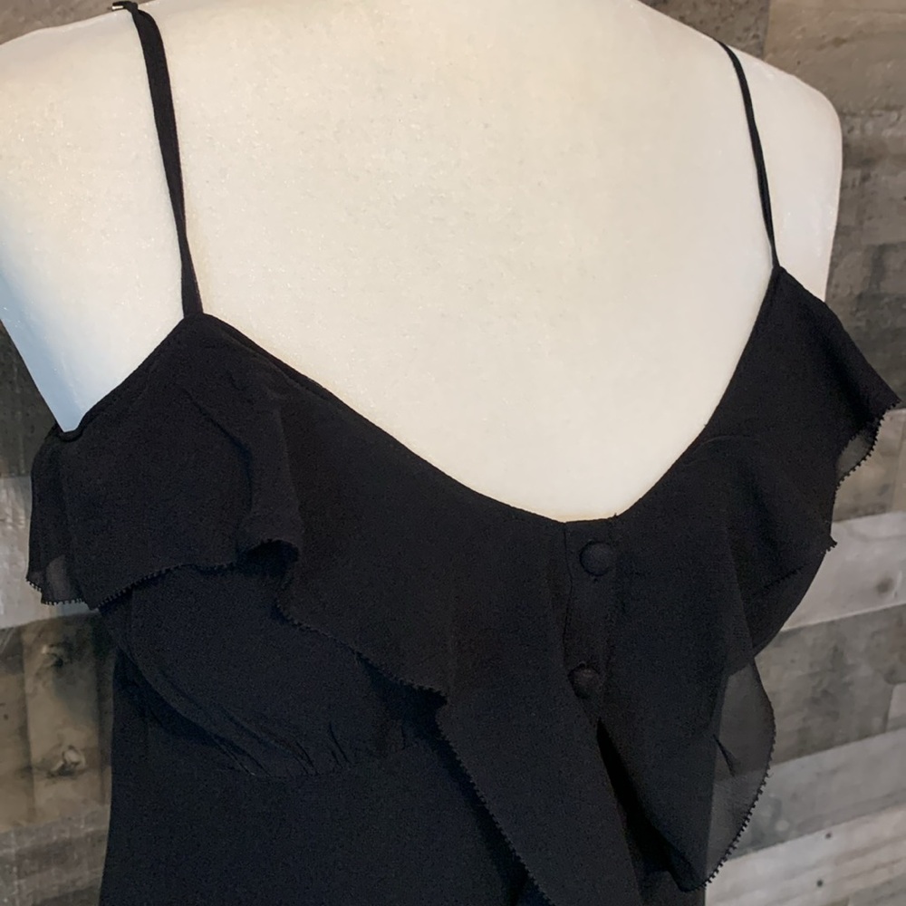 Banana Republic Silk Camisole with front ruffles Size 6 - Picture 15 of 16